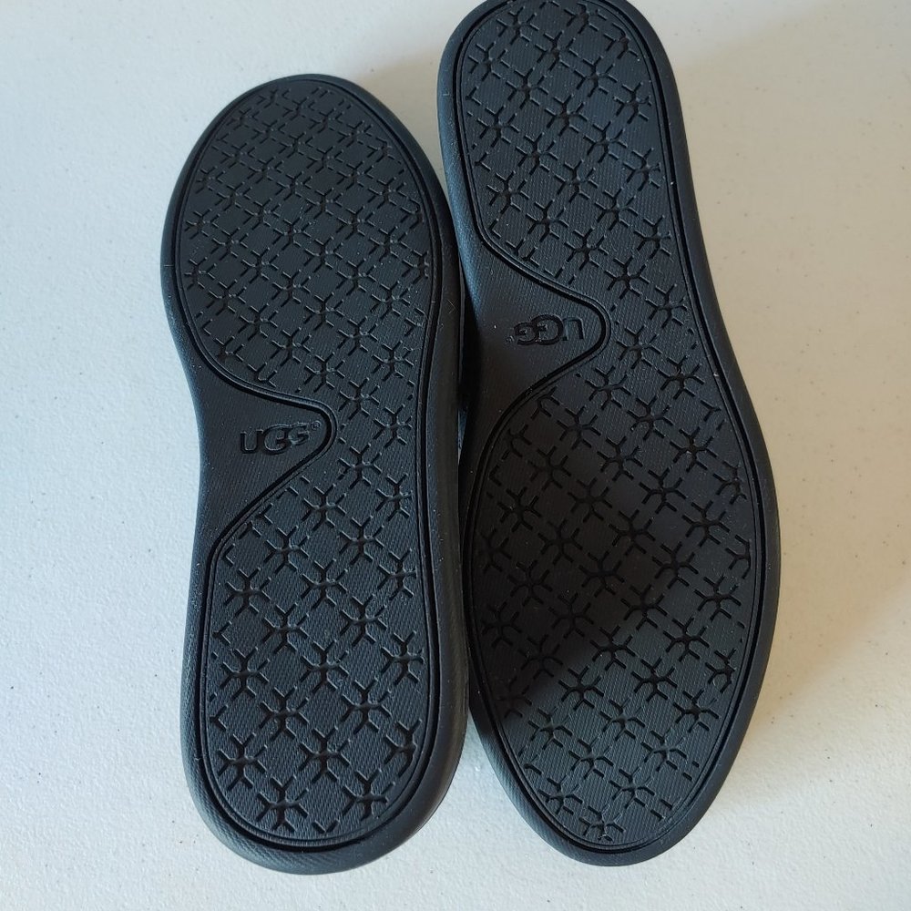 UGG Sneaker "NEW" - Picture 9 of 14